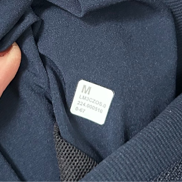 NWOT Lululemon Sojourn Jacket
True Navy M - Picture 6 of 15